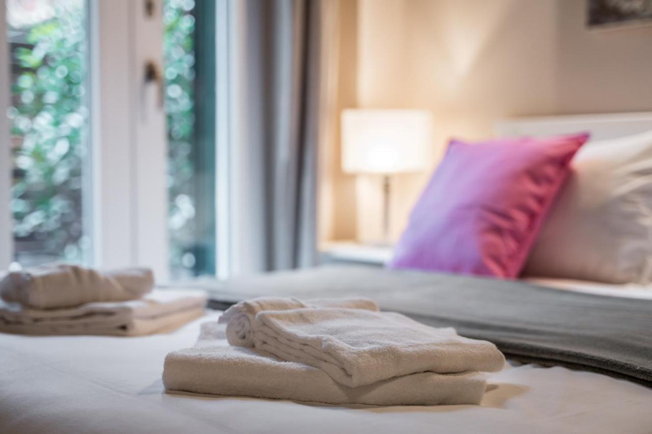 Broccaindosso Wood Apartments 5* Bologna Exterior photo