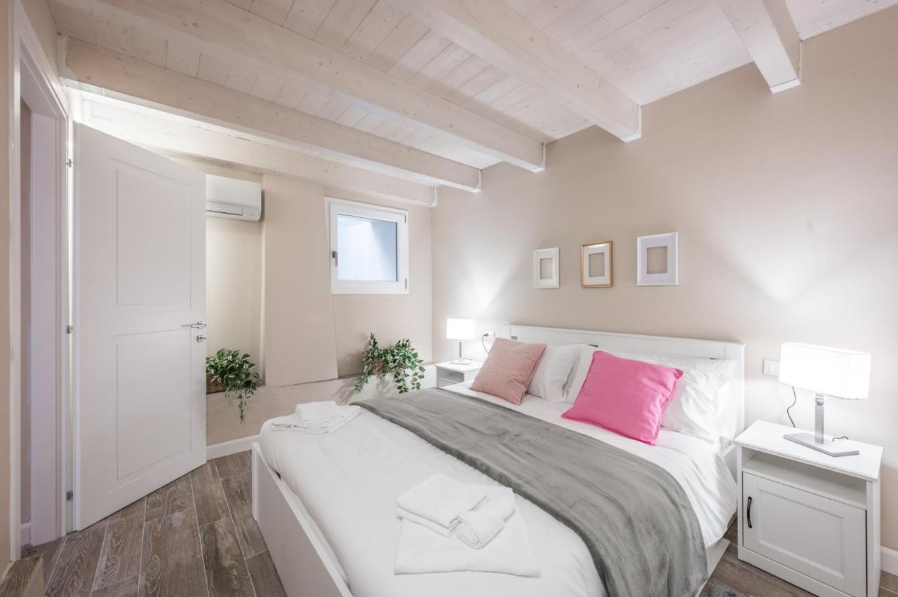 Broccaindosso Wood Apartments 5* Bologna Exterior photo