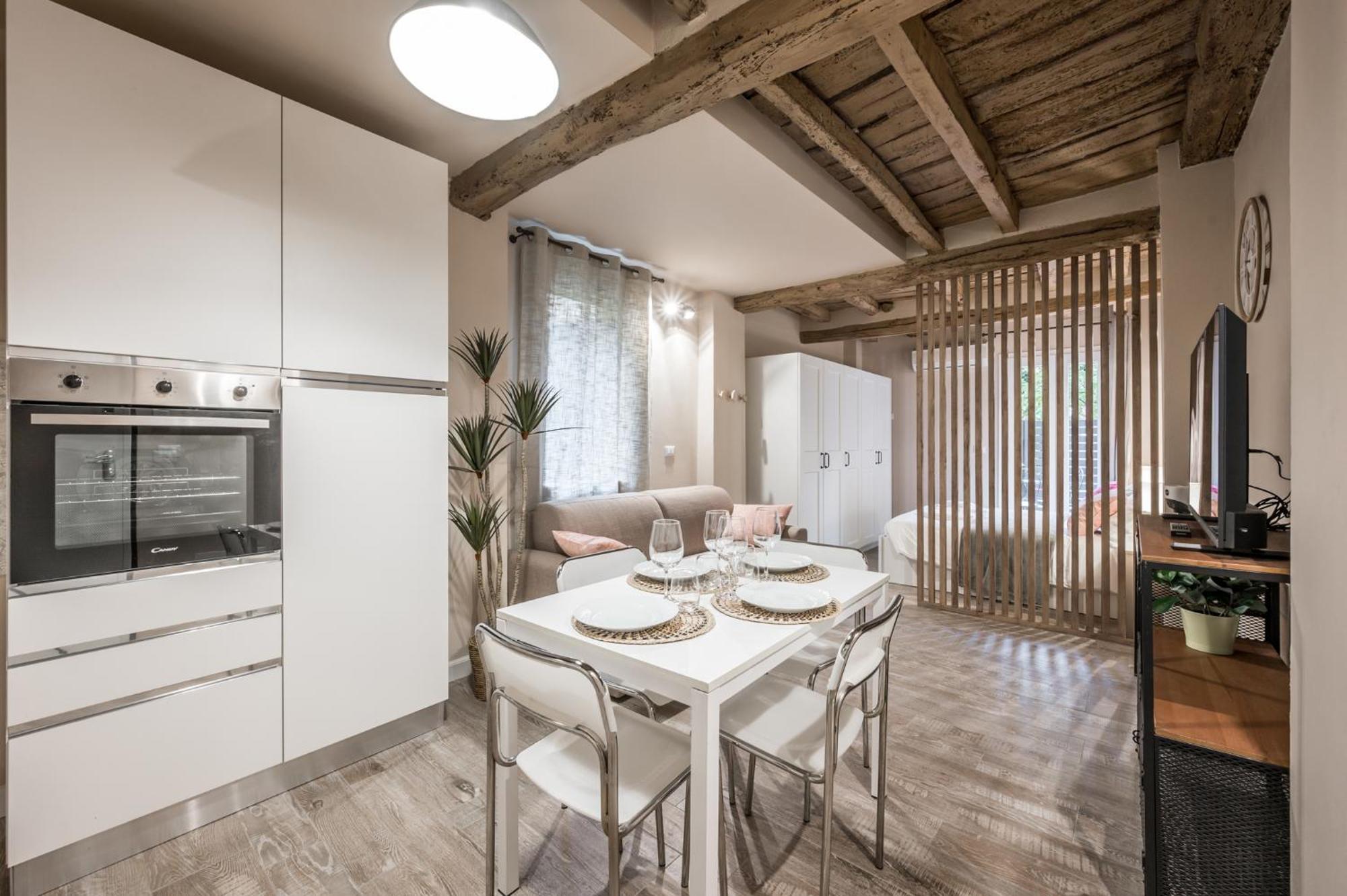 Broccaindosso Wood Apartments 5* Bologna Exterior photo